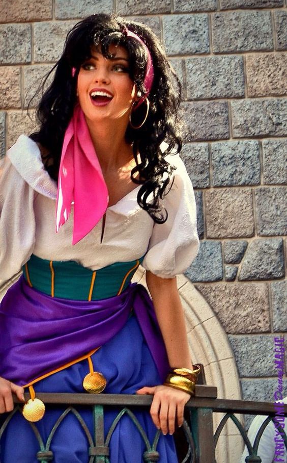 Esmeralda Cosplay Costume Full Outfits – Cosplayrr