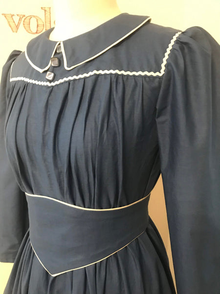 Enola Holmes blue dress