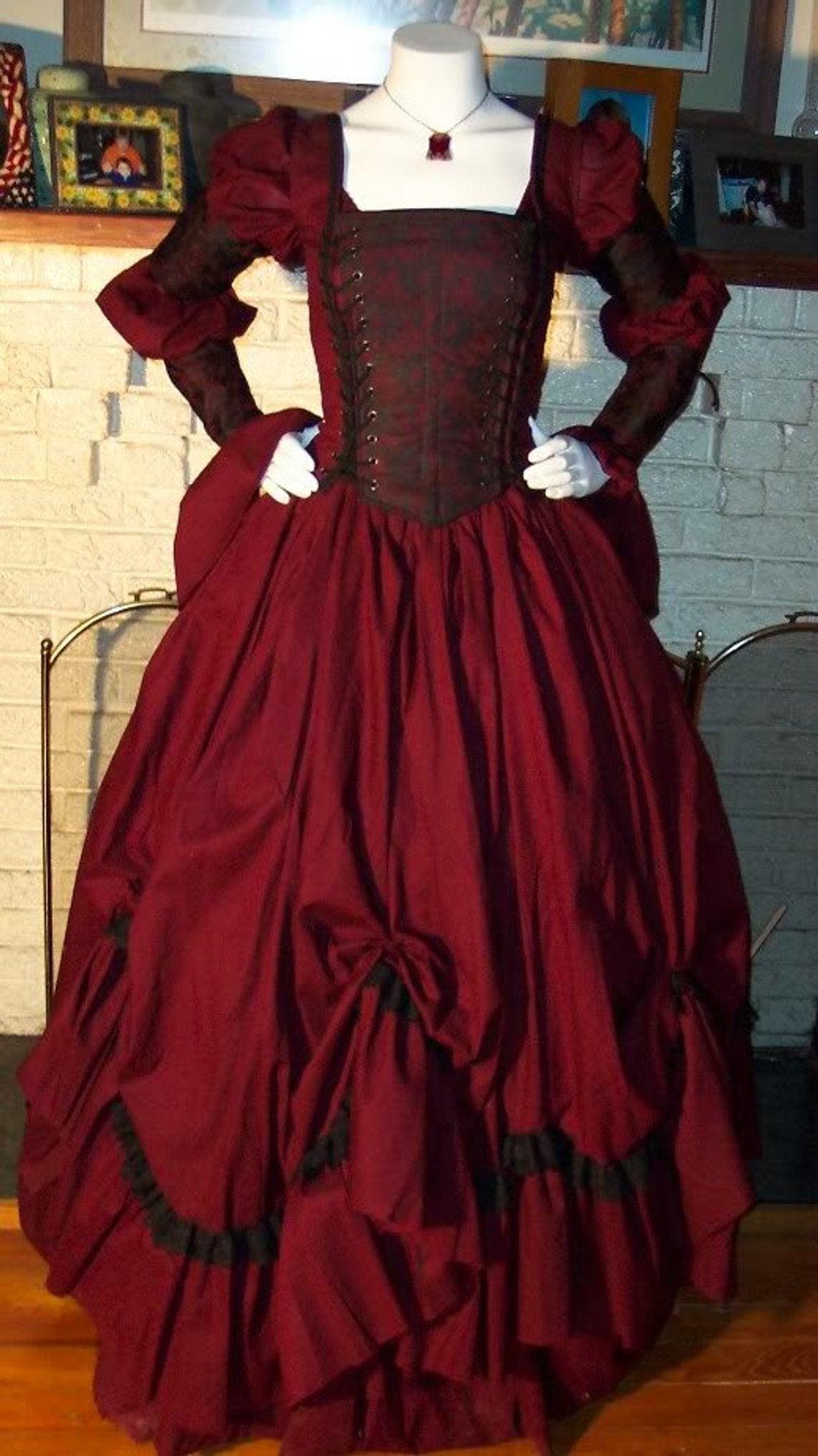 VAMPIRE 18th Century Historical Dress Ensemble costume 